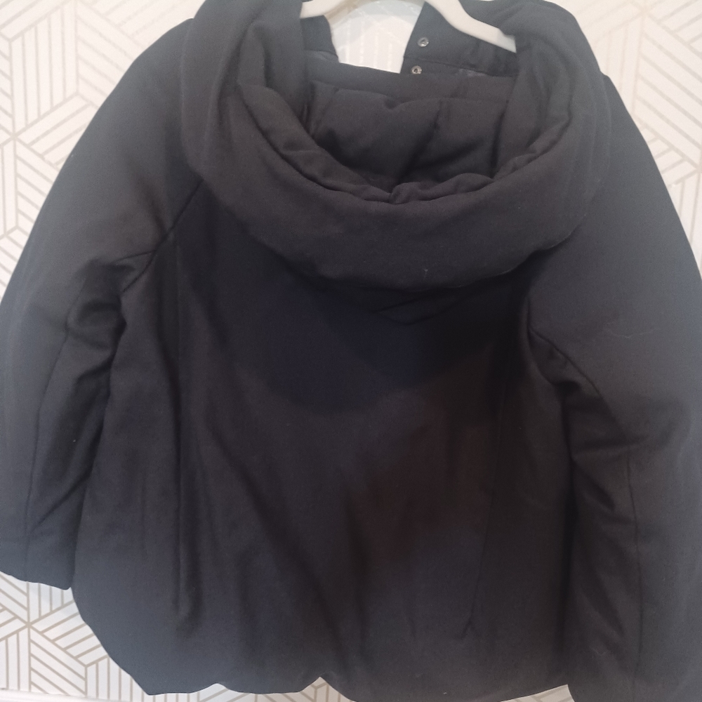 Coat - Picture 4 of 4
